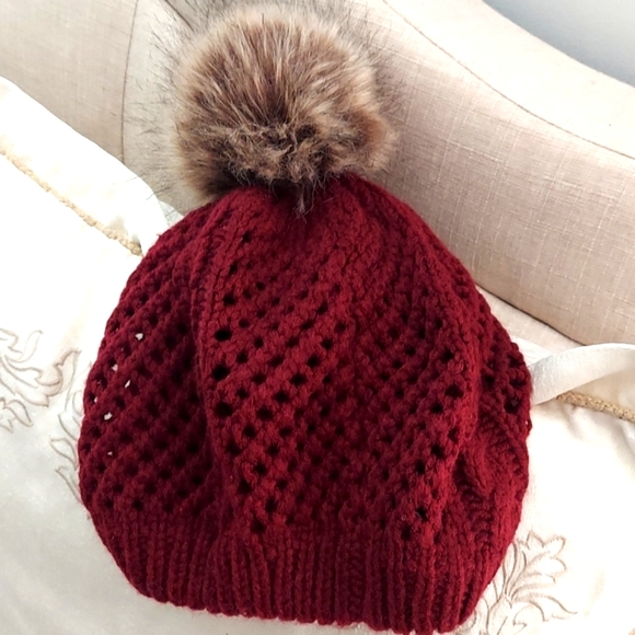 Accessories - Maroon Puff Stitch Beanie with Faux  Fur Pompom Hat